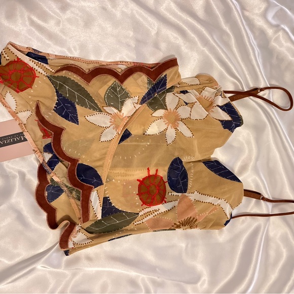 La Perla Floral Set, corset and panties. - Picture 7 of 15